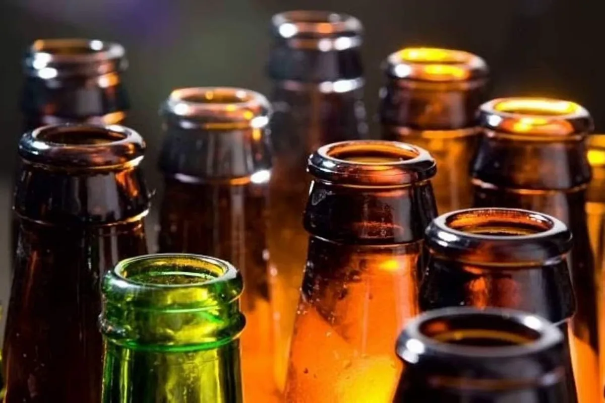 La increíble contaminación por microplásticos en botellas de vidrio